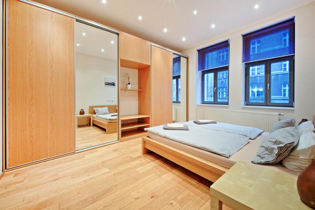 Family Apartments Prague Extérieur photo
